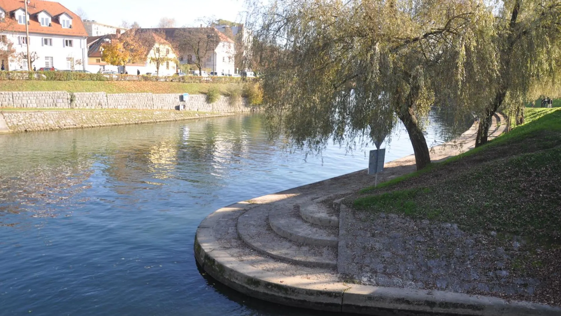 Central Apartment By The River Ljubljana